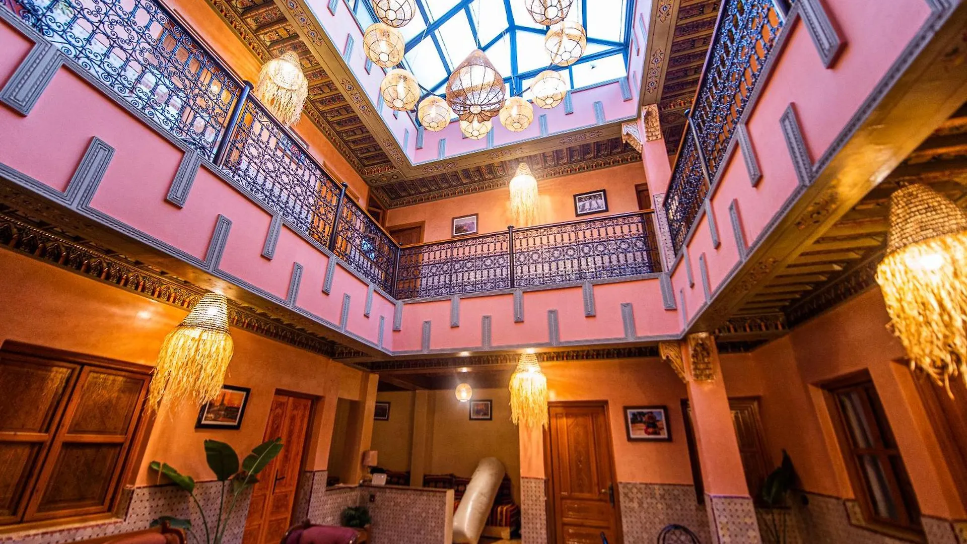 Riad Almonds Marrakech Marrakesz