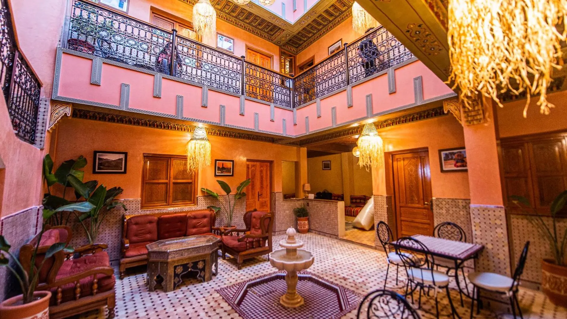 Riad Almonds Marrakech Marrakesz