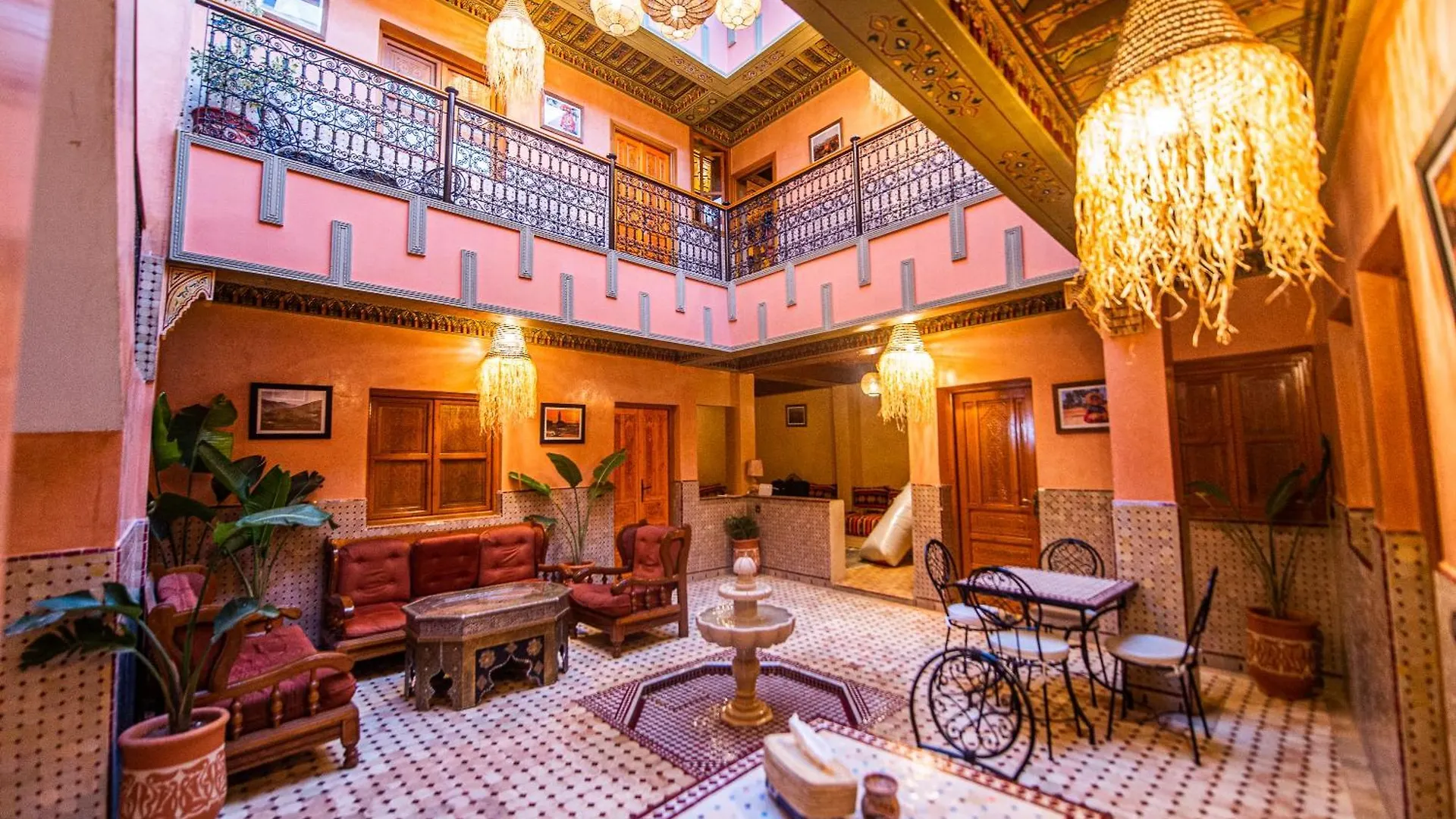 Riad Almonds Marrakech Marrakesz